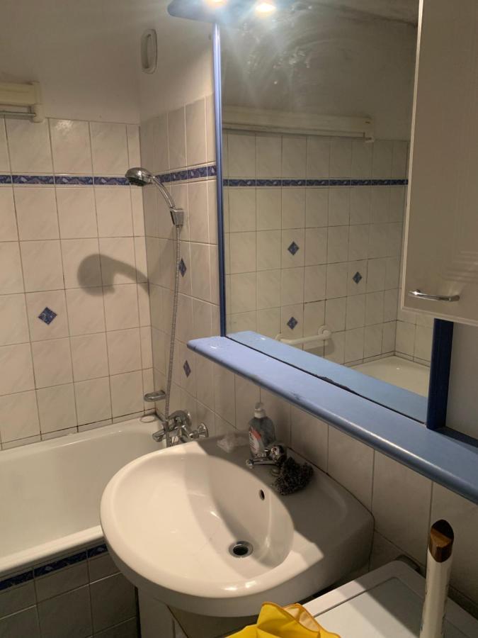 Sehr Schone Zimmer 1 In Wien Favoriten Exterior foto